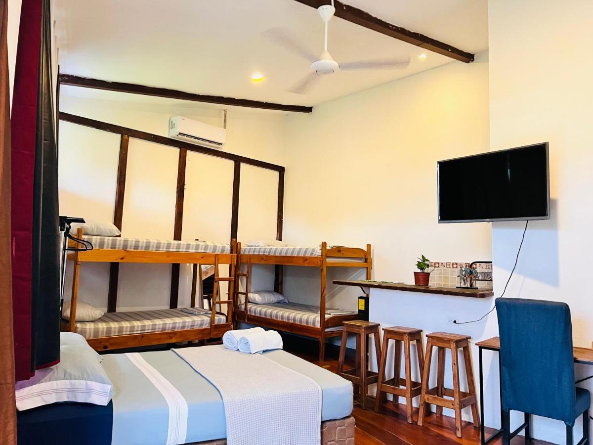 Hotel Adventure Lodge Jacó Екстериор снимка