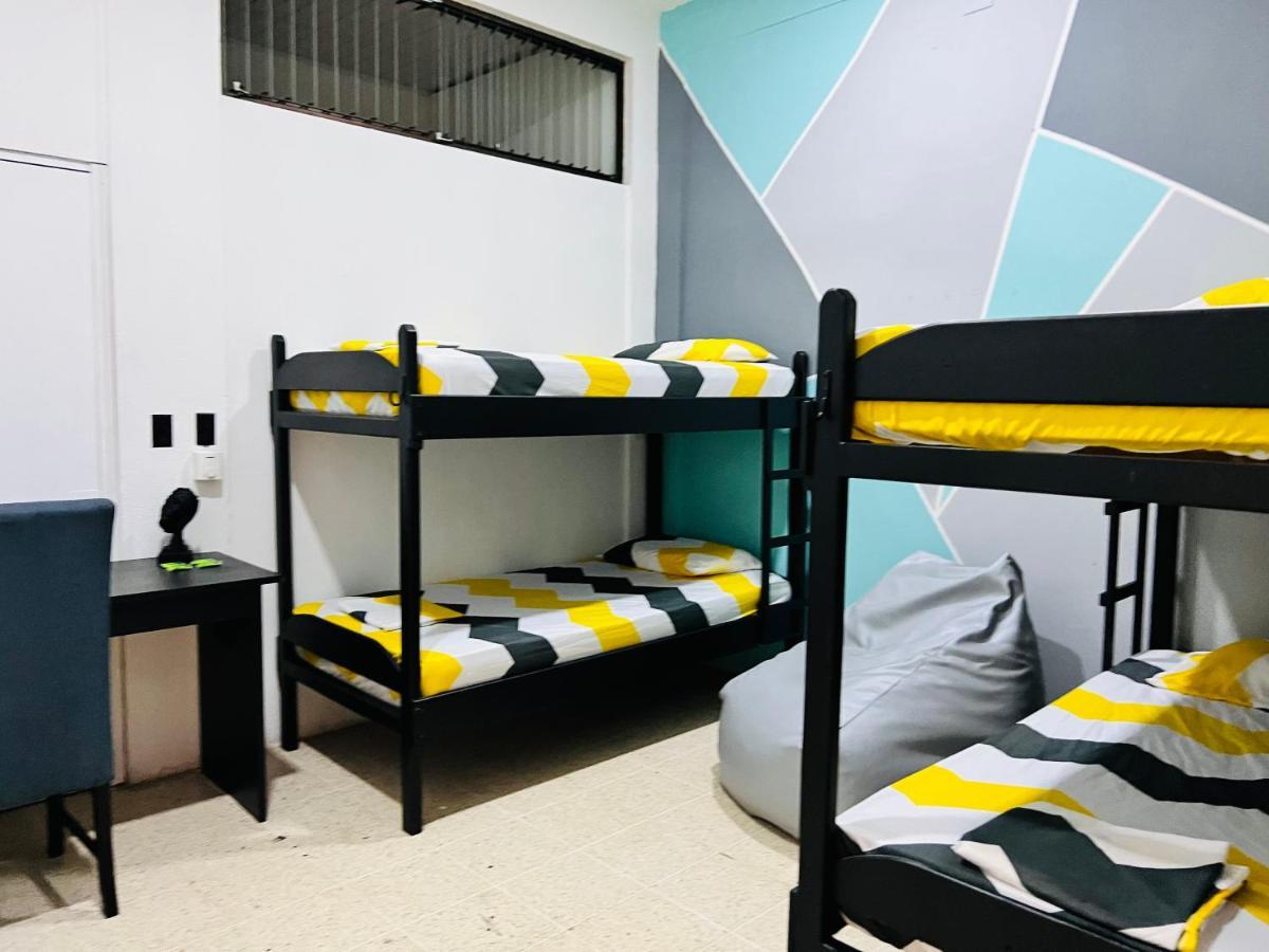Hotel Adventure Lodge Jacó Екстериор снимка