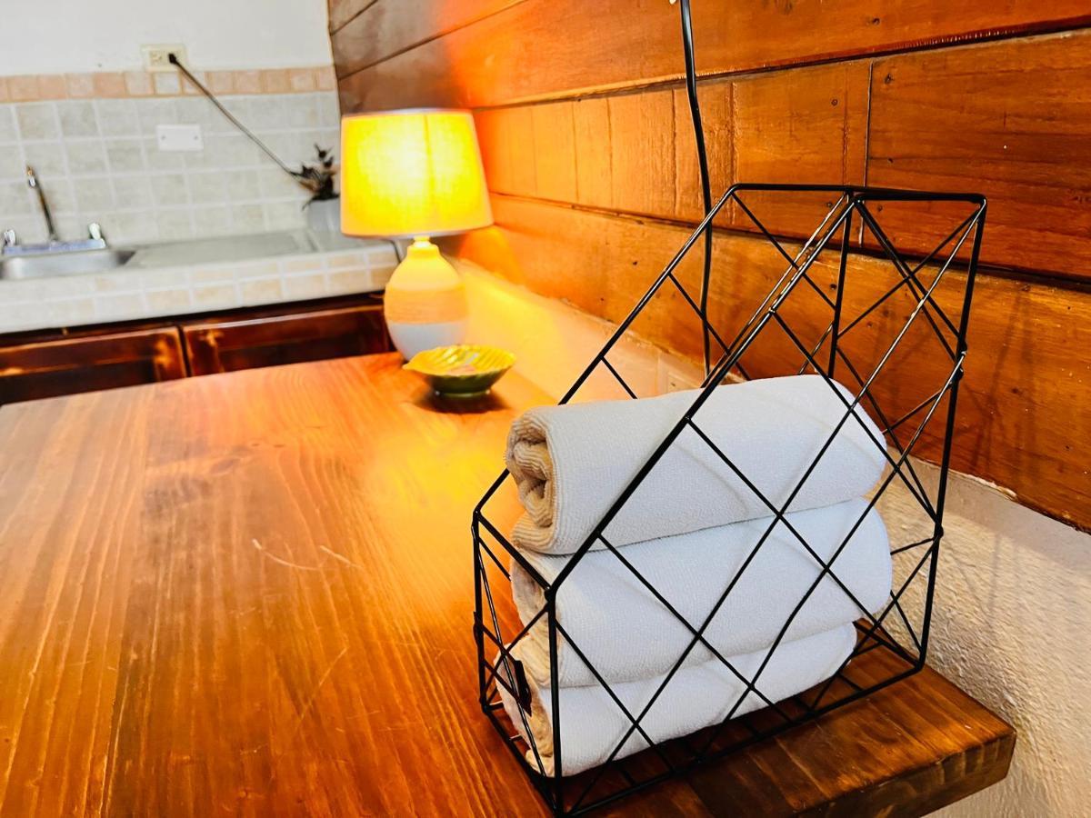 Hotel Adventure Lodge Jacó Екстериор снимка