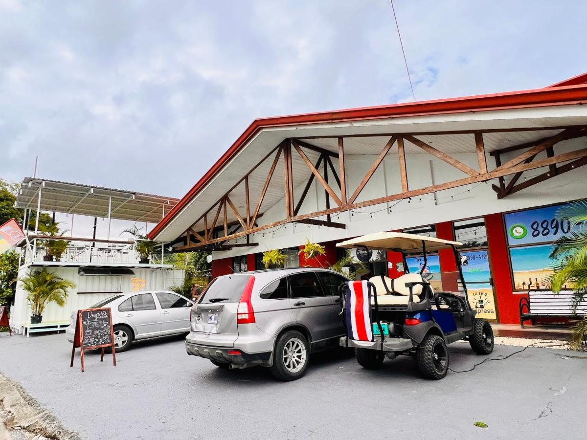 Hotel Adventure Lodge Jacó Екстериор снимка